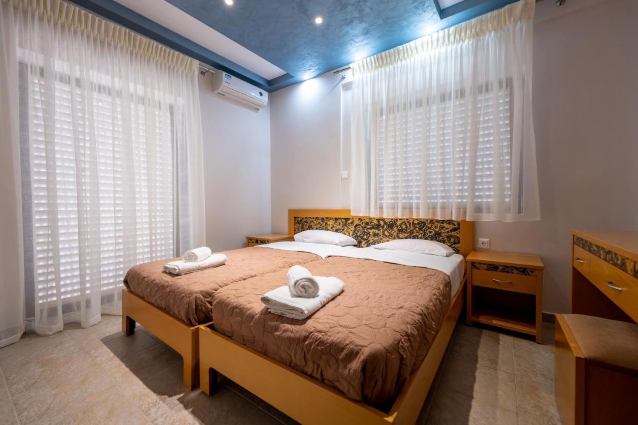 Milonas House Apartments Paralia Dionisiou Exterior foto
