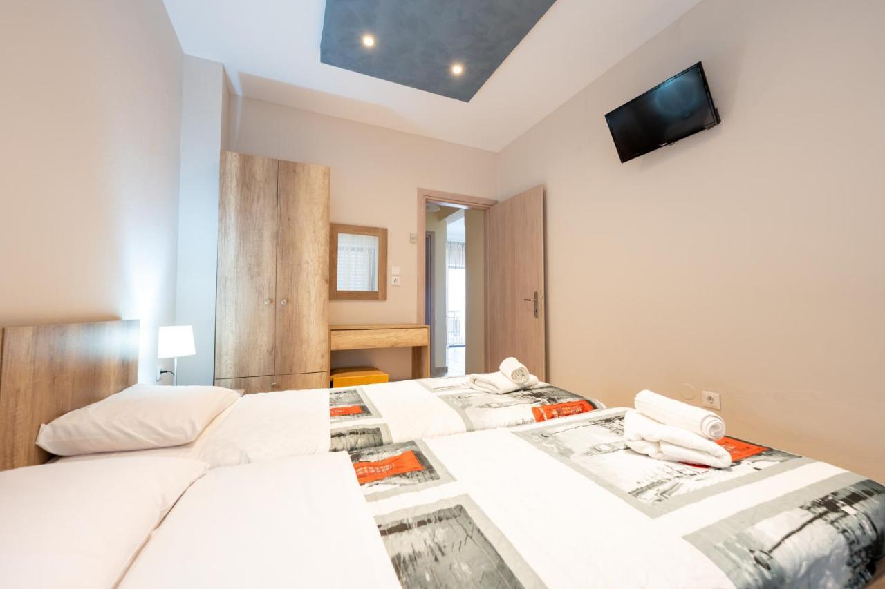 Milonas House Apartments Paralia Dionisiou Exterior foto