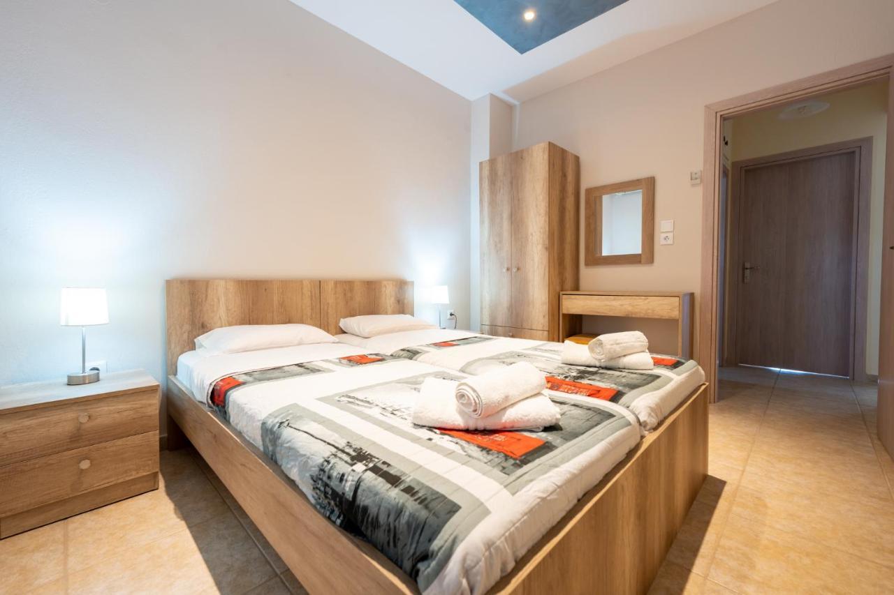 Milonas House Apartments Paralia Dionisiou Exterior foto