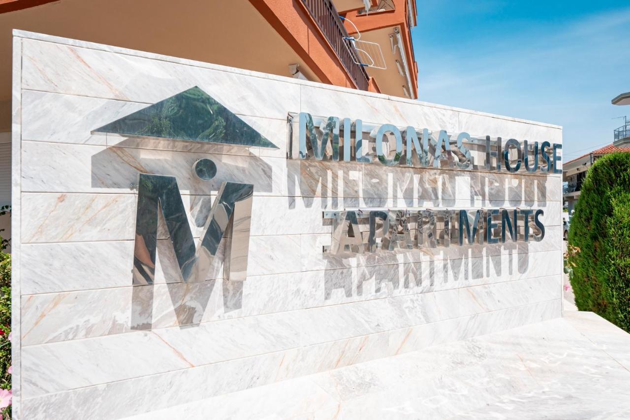Milonas House Apartments Paralia Dionisiou Exterior foto