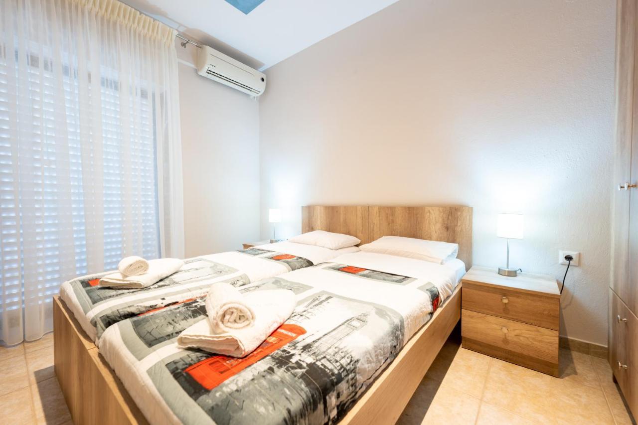 Milonas House Apartments Paralia Dionisiou Exterior foto